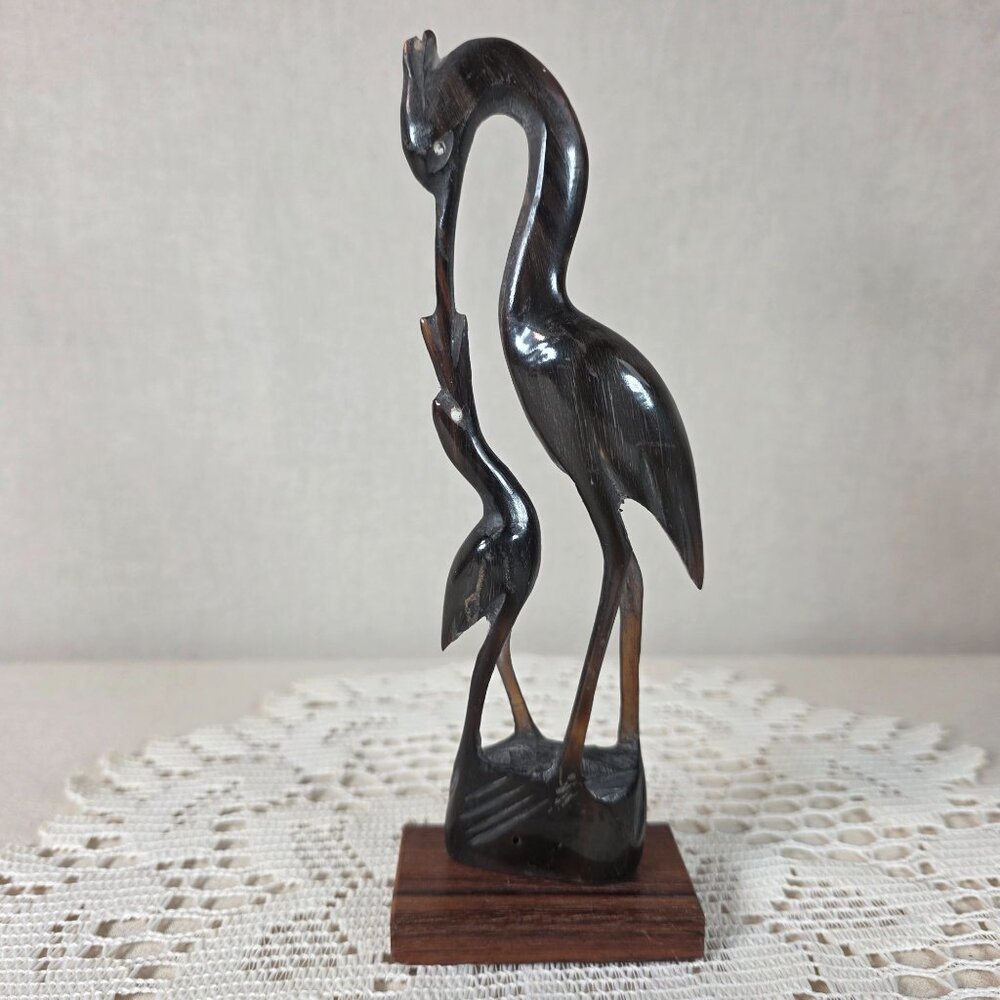 Vintage Hand Carved Water Buffalo Horn Crane Family Sculpture On Wooden Base - Picture 4 of 6